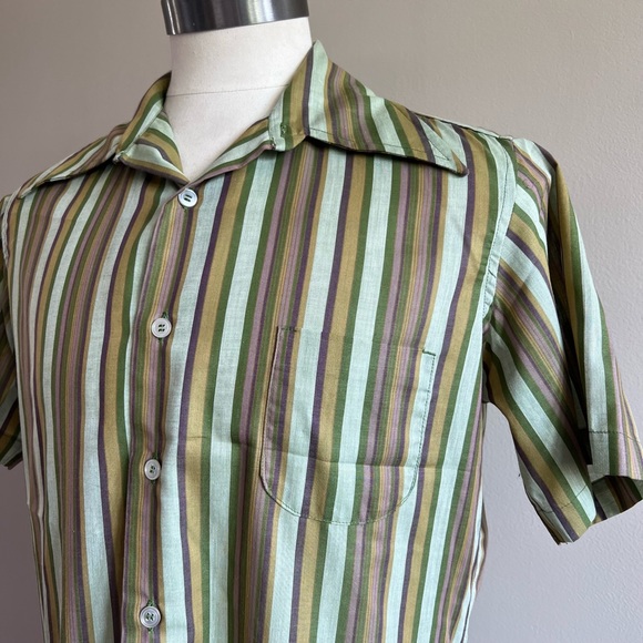 Vintage 1970’s Striped Button Down - Picture 4 of 7